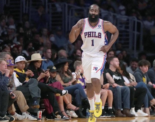 站出来帮助 站出来帮助