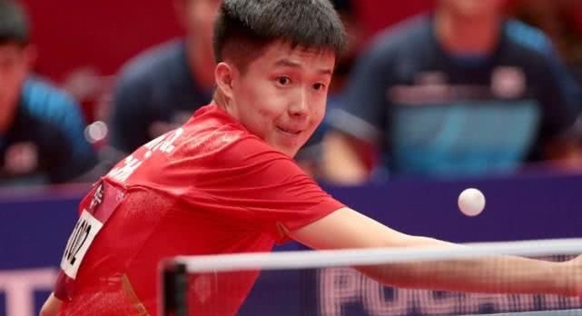 星球员与裁 星球员与裁