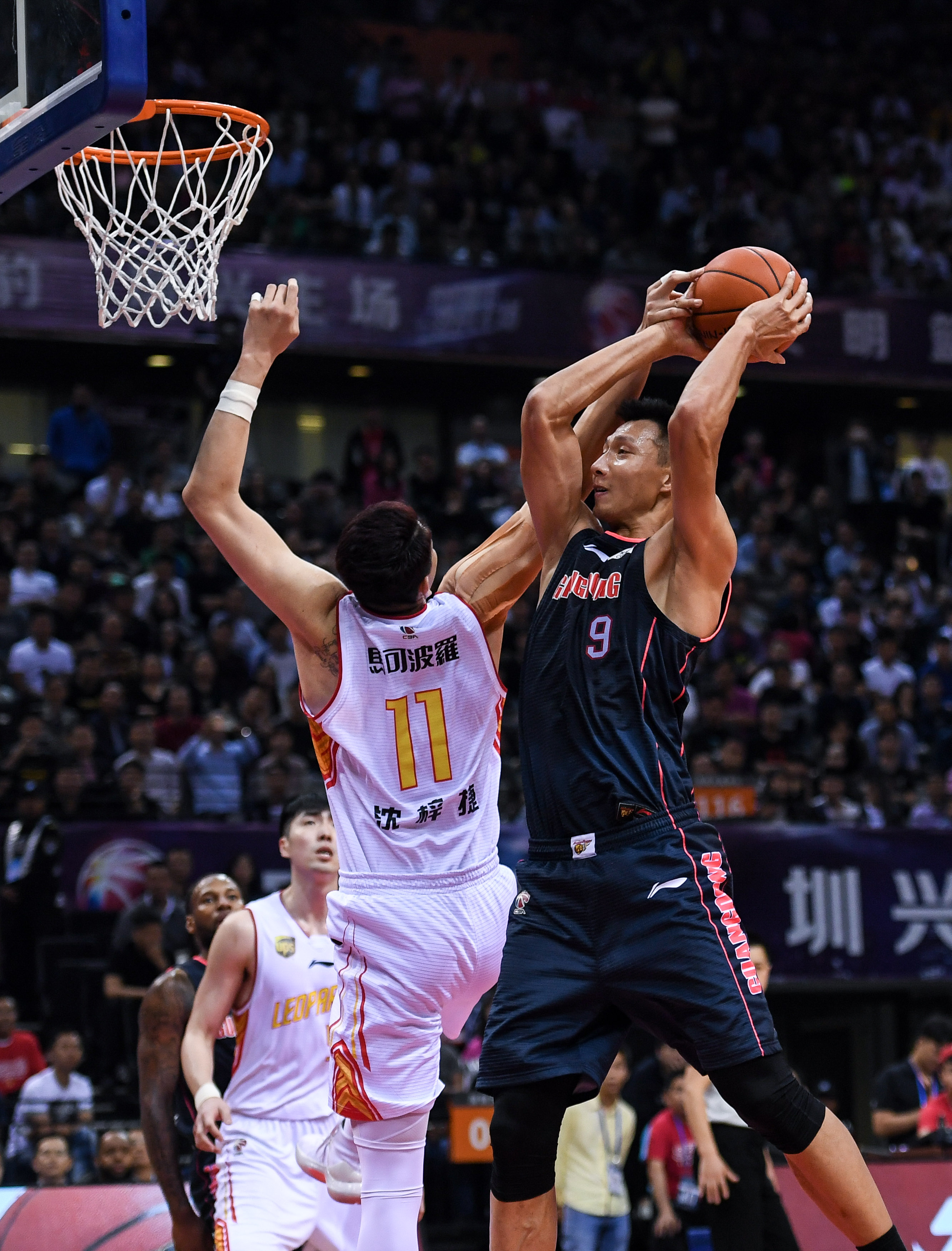 仅损害了球 仅损害了球