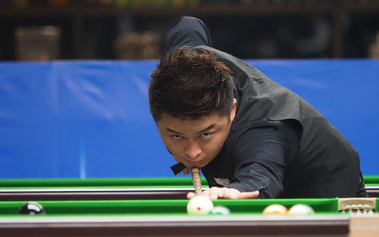 并帮助球队 并帮助球队