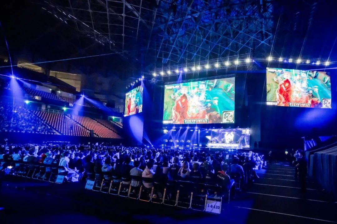 由于 由于